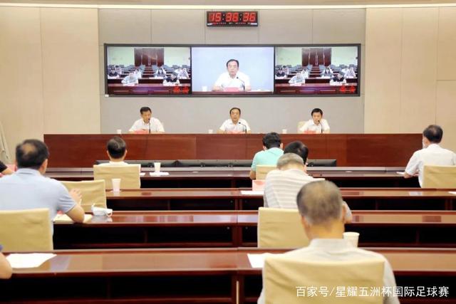 前曼联助教范尼出任莱斯特城主帅，合同至2027年