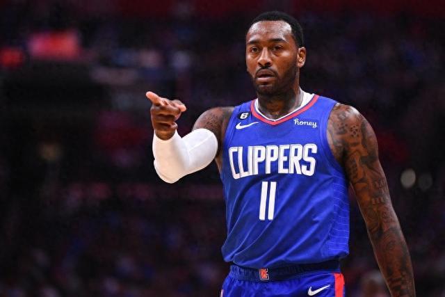 雄鹿大胜爵士止6连败 森林狼逆转送公牛4连败